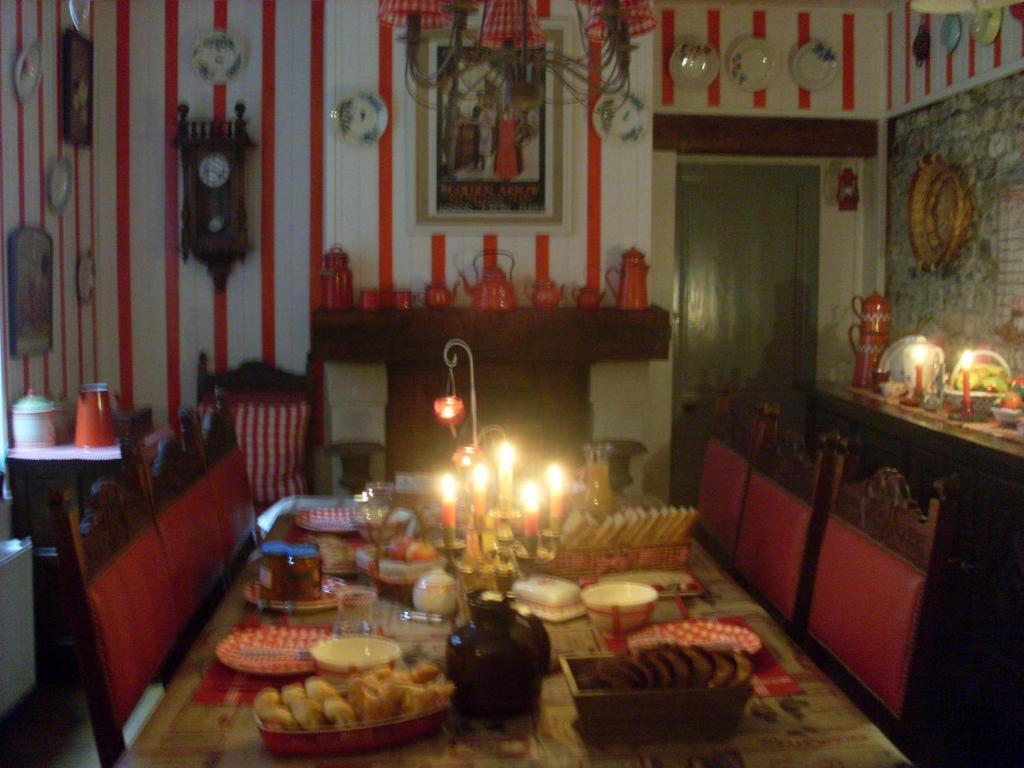 Reglisse Et Pain D'Epices - Chambres D'Hotes Honfleur Bagian luar foto